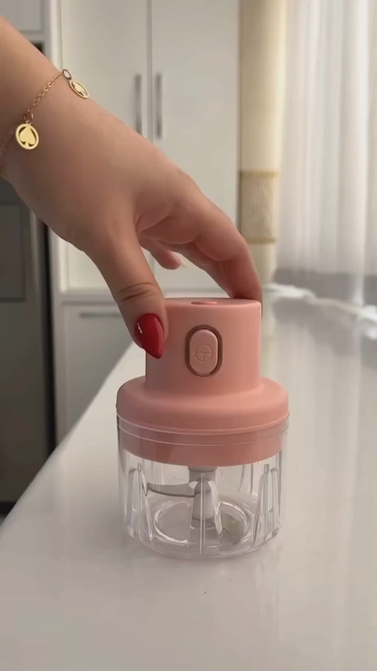 The 10-Second Portable Mini Chopper: USB Rechargeable Garlic, Onion & Veggie Prep.